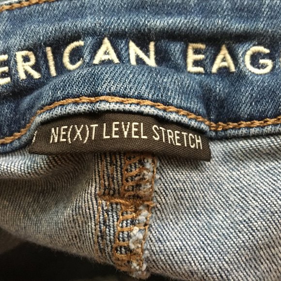 [SOLD] American Eagle Distressed Hi-Rise Jegging - Picture 6 of 6